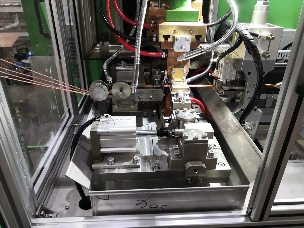 Медь сварочного аппарата провода 120KVA автоматическая режа металлическую линию сварщика 3