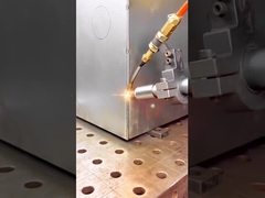 Оборудование 1000W 2000W 3000W сварочного аппарата лазера волокна CNC руки промышленного робота автоматическое